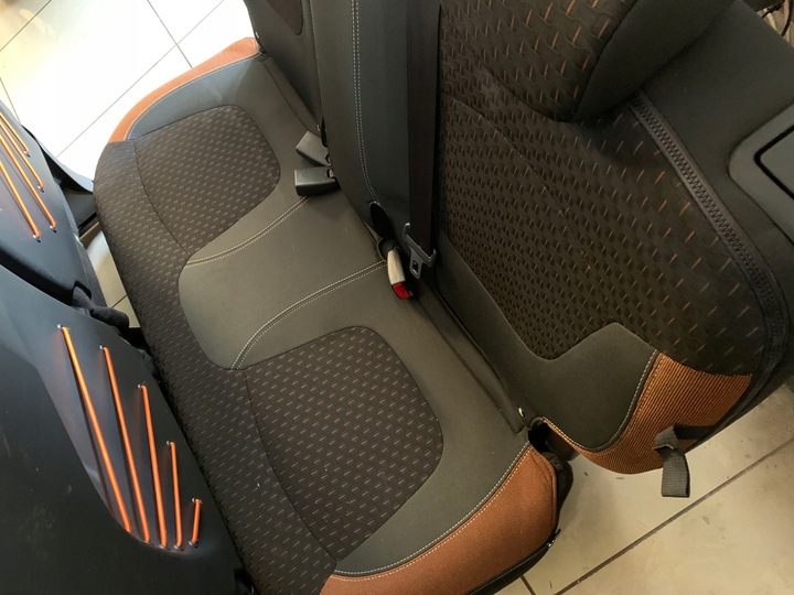 фото №1, Renault captur рестайлинг сиденья зад диван обшивки