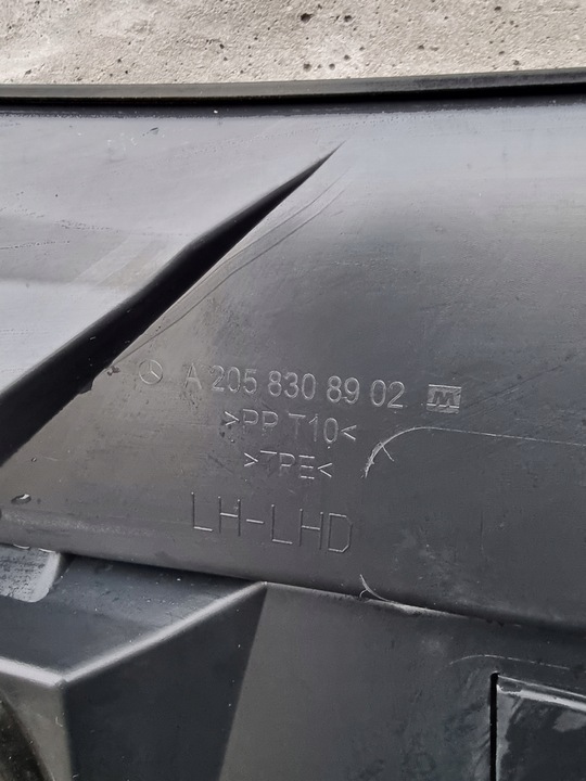 фото №9, Mercedes w205 c-klasa панель під лобовим склом верхній l+p a2058308902 a2058309002