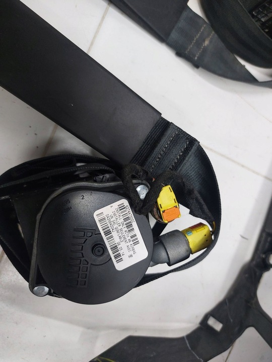 фото №6, Kuga mk2 втулка стабилизатора 13-19r панель консоль подушки подушка безопасности ремни оригинал европа