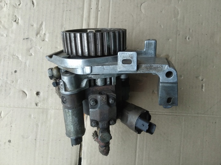 фото №5, Насос впрыскивающий ford fiesta mk 5 1,4 hdi ftp 6198-10/f