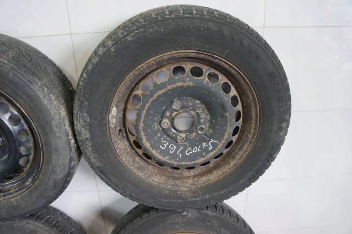 фото №10, Сталеві диски 4 штуки 5x112 et 45 vw golf v