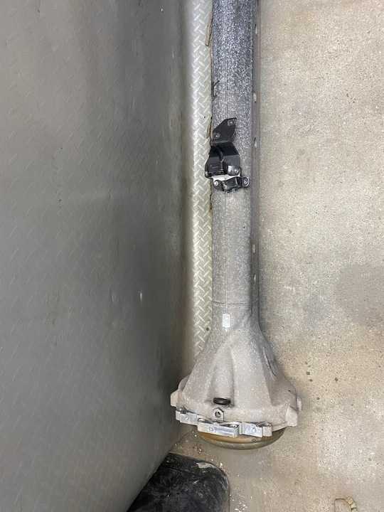 фото №11, Wał привідний з корпус aston martin db9 5.9 v12 4g43-7b084-bf