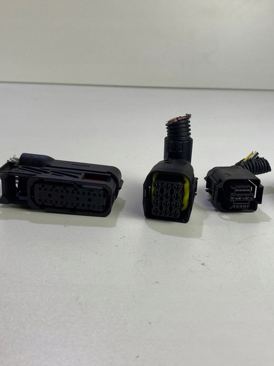 фото №6, Штекери штекер роз'єм контролера двигуна bmw f20 f30 n13 1.6i