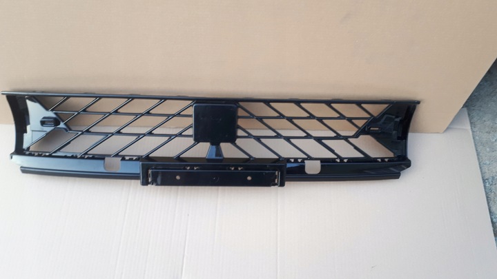 фото №1, Seat cupra formentor решётка средняя бампера перед