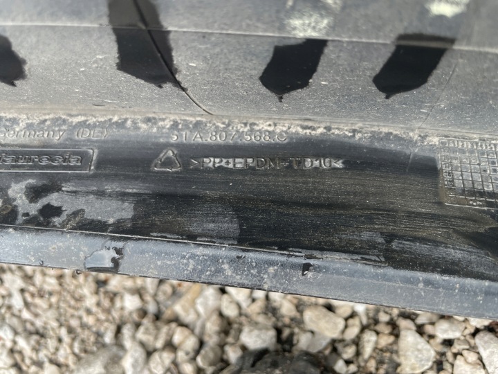 фото №9, Vw touran ii r line задний бампер 5ta807568c 5ta807568c идеальное состояние