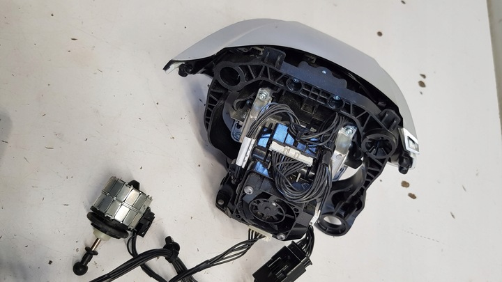 фото №13, Лінза модуль лампи vw id4 повний led