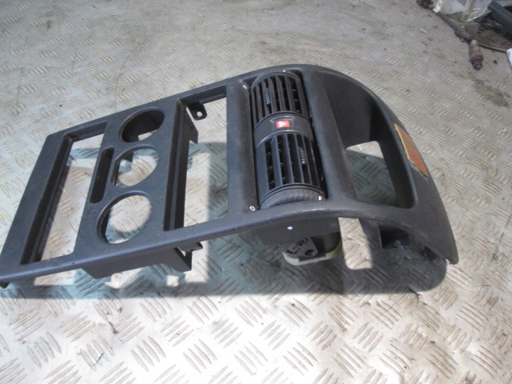 фото №5, Opel astra g ii рамка панель консоли радио 90561237