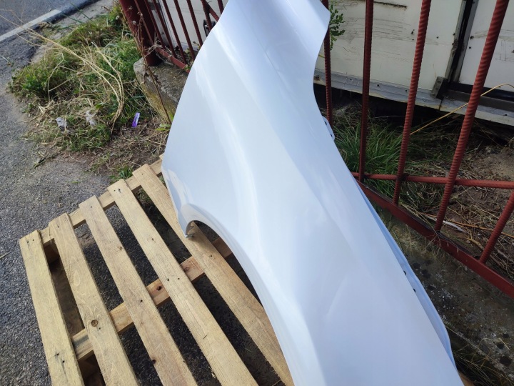 фото №16, Крыло правое перед lexus is xe30 04.13-10.20r iii 3 дорестайлинг лак 085