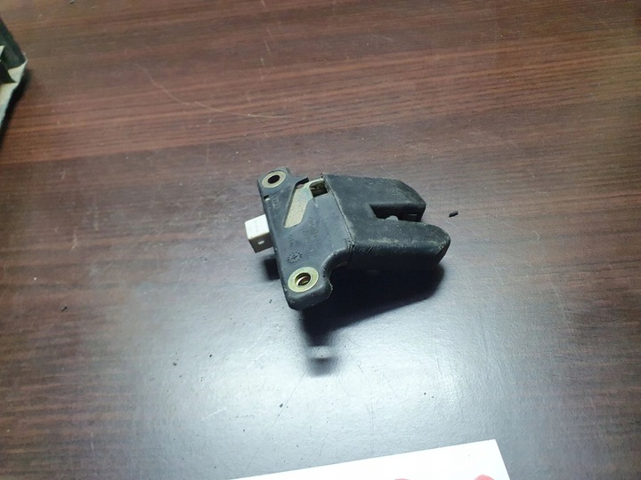 фото №10, Audi a4 s4 b5 8d 1997 замок кришки задньої / багажника