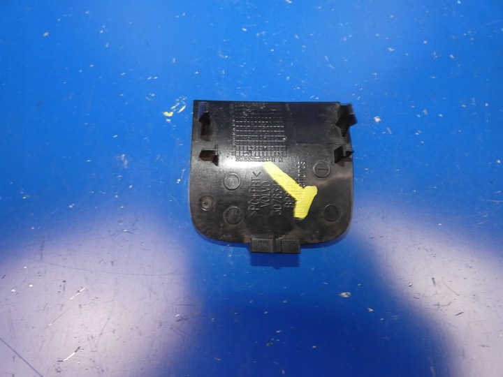 фото №2, Volvo xc60 i заглушка бампера фаркоп зад задня