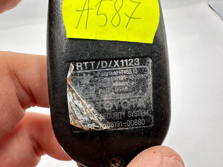 фото №7, Ключ ключ pilot toyota rav4 08191-00880