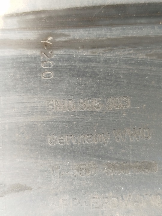 фото №15, Бампер перед переднее vw golf 5 plus чёрный 5m0805903