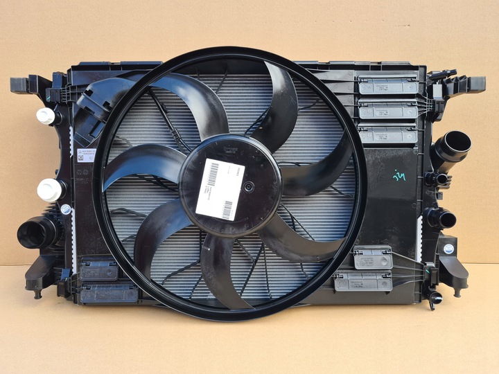 фото №1, Комплект радіатор mercedes x118 cla 220 250 2.0t