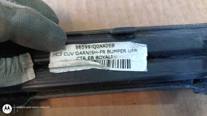 фото №7, Hyundai bayon 21- молдинг забірник  решітка верхня бампера перед 86599-q0aa0