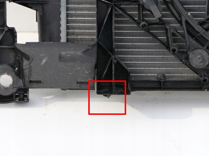 фото №8, Pas переднее усилитель лобовое радиаторов воды renault megane iii 1.6 16v