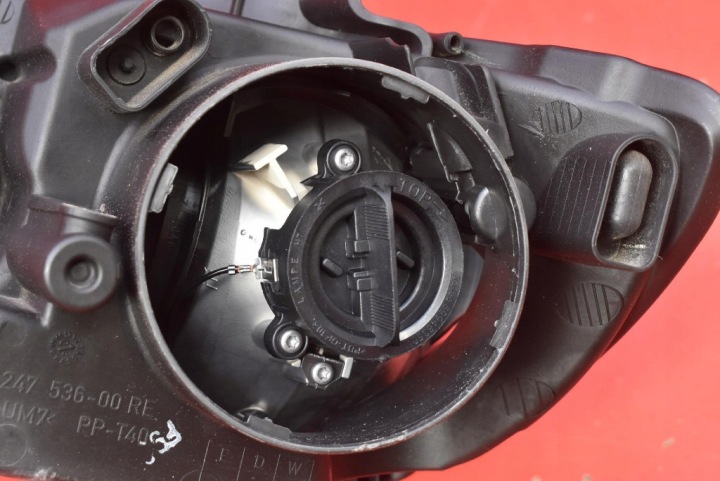 фото №8, Фара правое фара передняя eu 5m1941006b vw golf 5 v plus cross 03-09