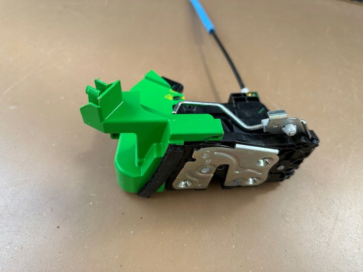 фото №9, Hyundai tucson 4 iv 20r- замок дверь правый зад