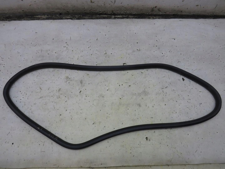 фото №1, Прокладка двері лівий праві зад volvo v40 ii