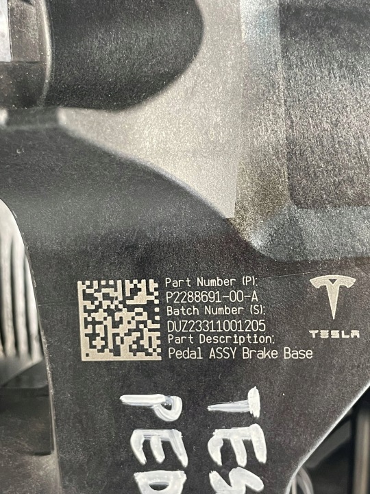 фото №11, Tesla oem номер 2288691-00-a модель y педаль газу гальма комплект