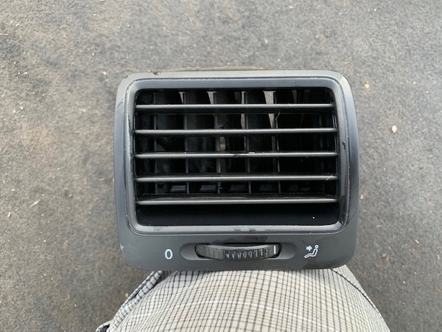 фото №1, Volkswagen оригинальный номер 1k0819709