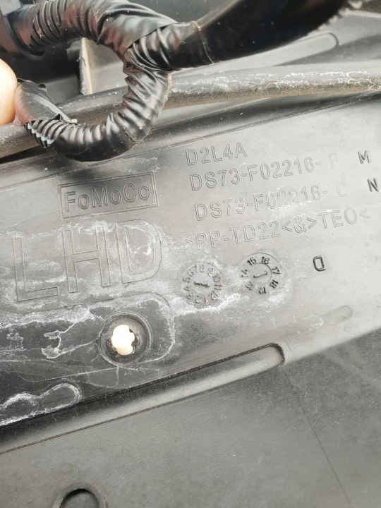 фото №13, Ford mondeo mk5 v 14-19 панель під лобовим склом перед ds73-f02216-f