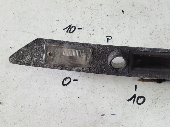 фото №4, Audi a4 b7 04-07r cabrio планка ручка крышки подсветка