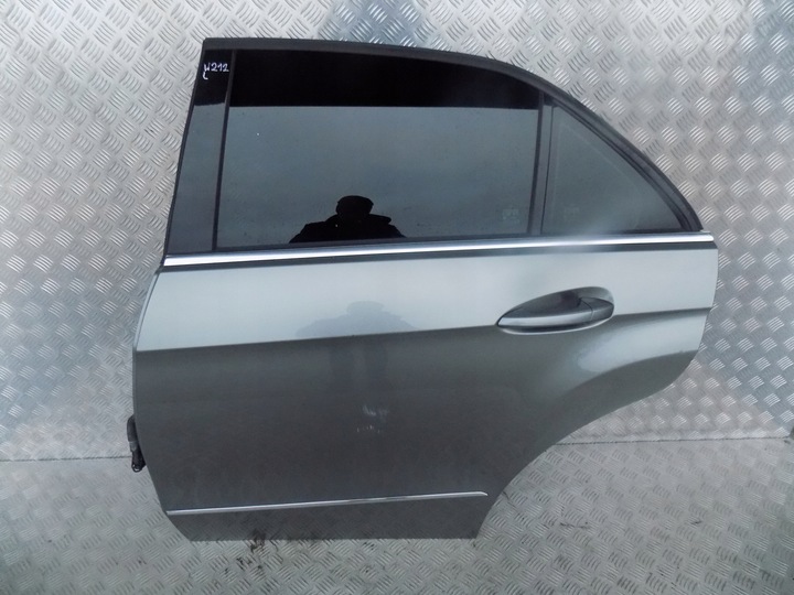 фото №1, Mercedes w212 двері ліві зад задні