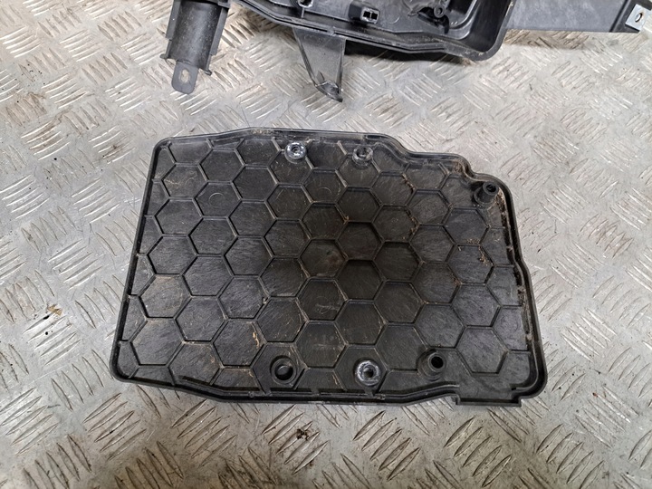 фото №3, Ford c-max рестайлинг 16r 2.0 tdci корпус компьютера