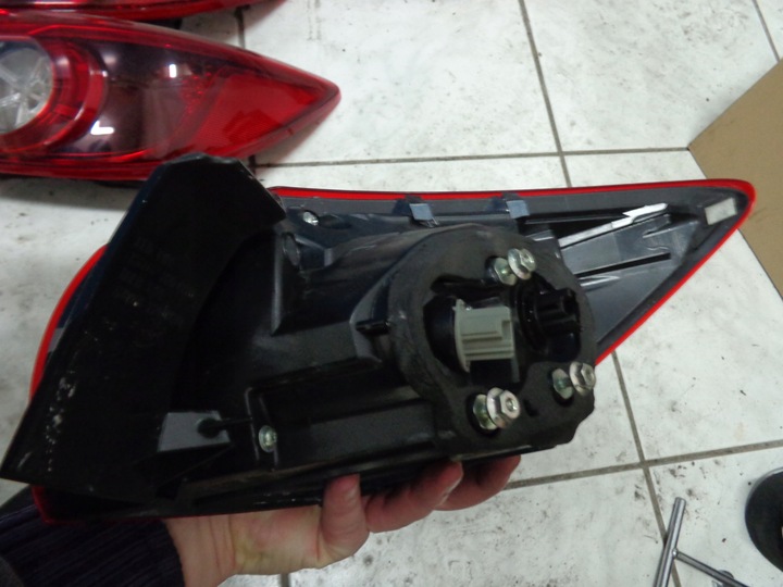 фото №3, Mazda 3 bm 13-18 левая зад оригинал идеальная eu hb