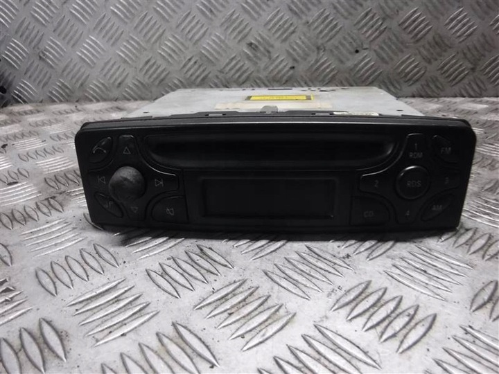 фото №1, Радіо mercedes w203 купе