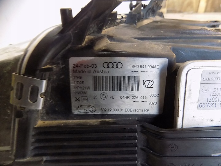 фото №9, Лампа ксенон правый audi a4 cabrio 8h0941004ae