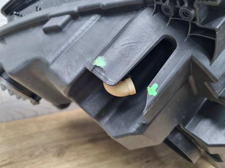 фото №11, Volkswagen id.4 2022 перед сторона права лампи передні