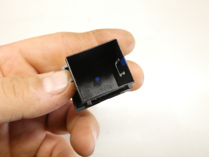 фото №11, Заглушка консолі opel vectra c signum 02-08 номер 1 1l 09185914