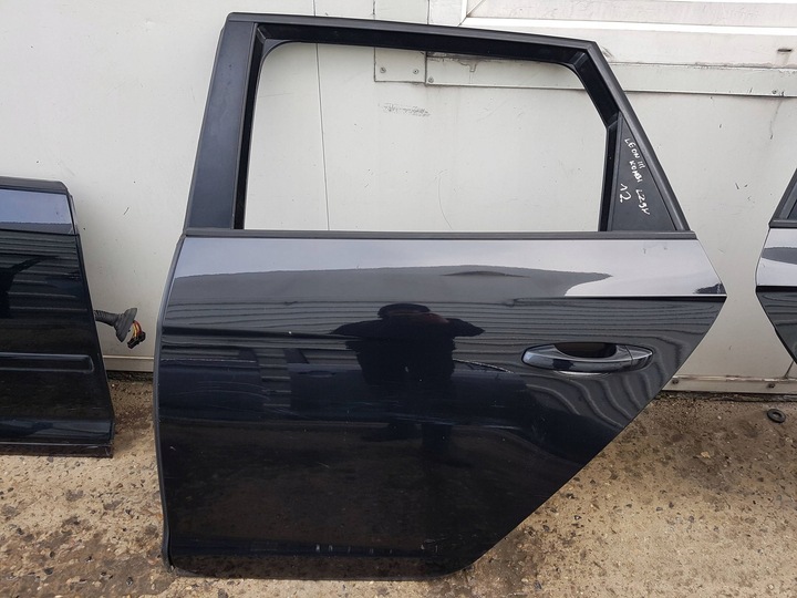 фото №1, Seat leon iii 3 5f 12-20r універсал двері ліві задні зад lz9y