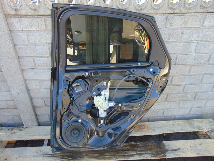 фото №13, Двері праві зад ford focus mk3 колір f8 hb 5двері