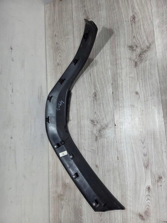 фото №13, Toyota yaris cross молдинг крила праве зад 75651-k2011 75605-k2011 заднє