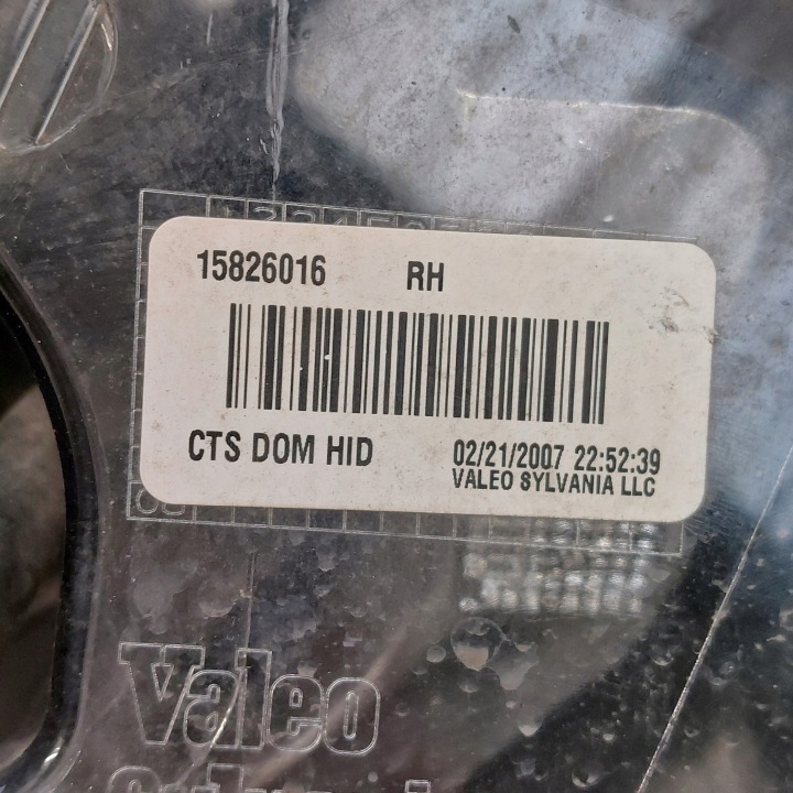 фото №15, Cadillac cts фара ксенон праве перед 15826016 розпилювач блок розпалу ксенону
