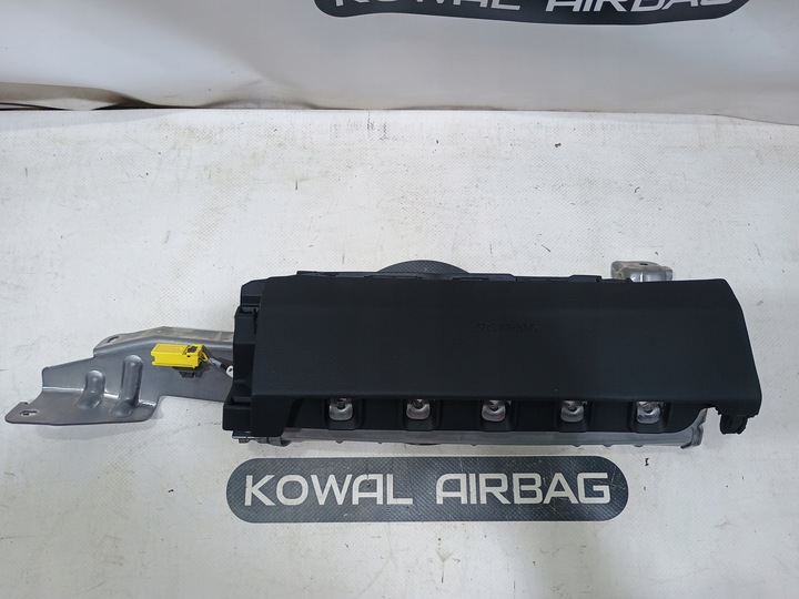 фото №12, Mazda cx30 cx 30 панель консоль подушка безпеки подушки ремені захист колонки оригінал матеріал