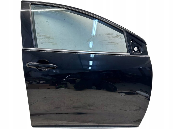 фото №1, Yaris iv комплектные дверь передние правые правые перед 209 хром