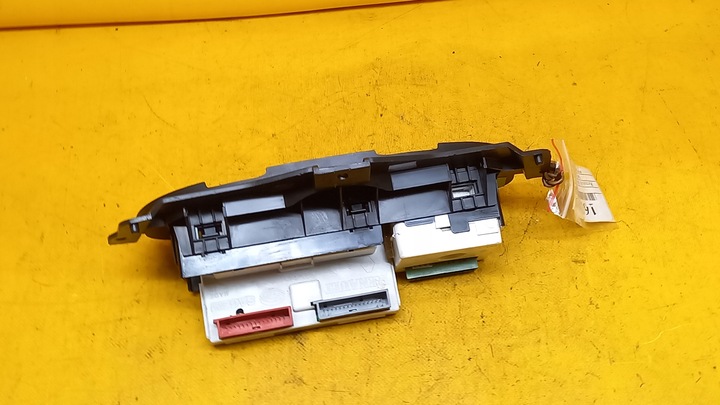 фото №7, Дисплей часов megane scenic i p8200142416