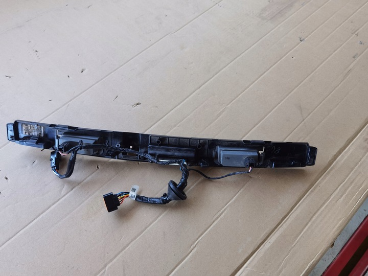 фото №8, Hyundai tucson iv - накладка задньої кришки з камера