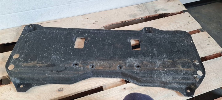 фото №1, Sq8 4m rsq8 q8 защита плита шасси зад 24r 4m0804033c sq7 4m q7