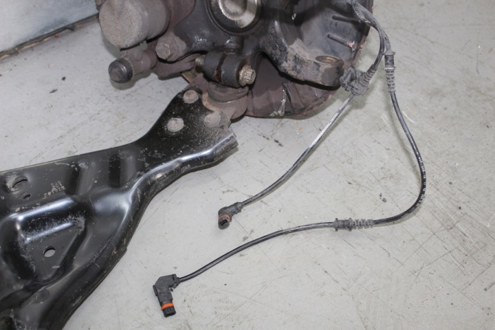 фото №13, Mercedes vito w639 подвешивание поворотный кулак ступица левые перед a6393300632