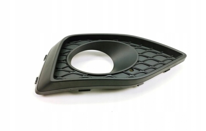 фото №1, Права решітка бампера перед seat tarraco чорна