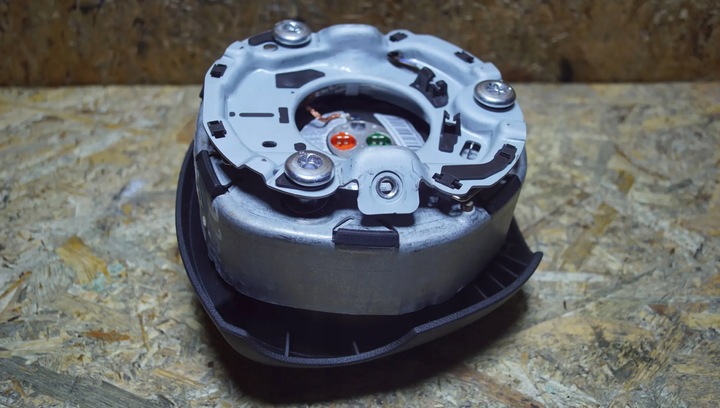 фото №12, Подушка подушка безпеки водія audi a6 c6 4f0880201bp