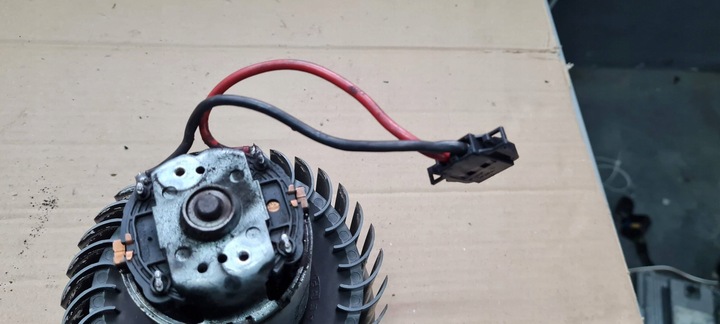 фото №10, A6 c6 рестайлінг вентилятор повітродувка повітропровід кабіни 4f0820021a