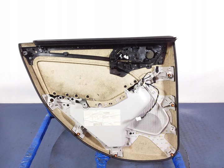 фото №6, Mercedes b w246 обивка боковина дверь зад правые