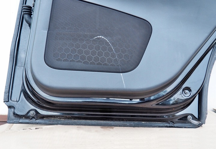 фото №6, Volvo v50 стекло боковая дверь правый зад задняя правая оригинал