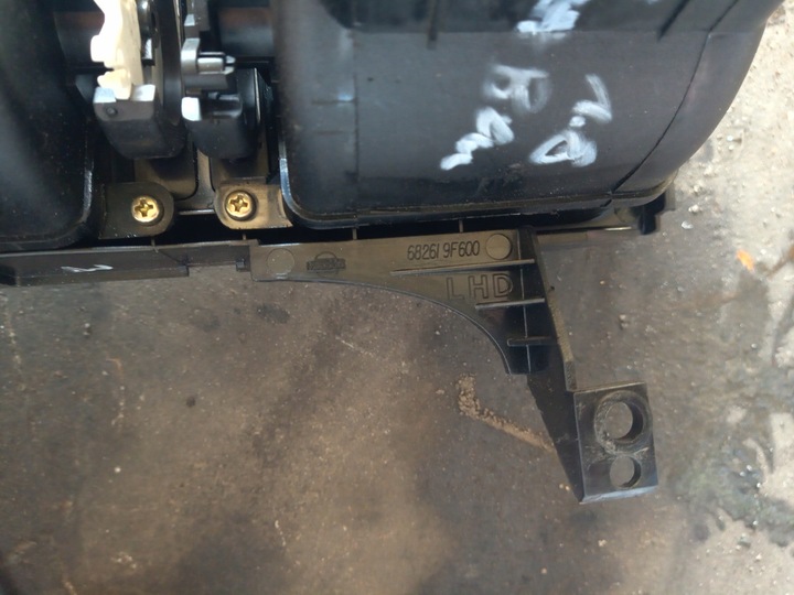 фото №10, Ґрати повітропровід nissan primera 682619f600 687512f900 687502f900