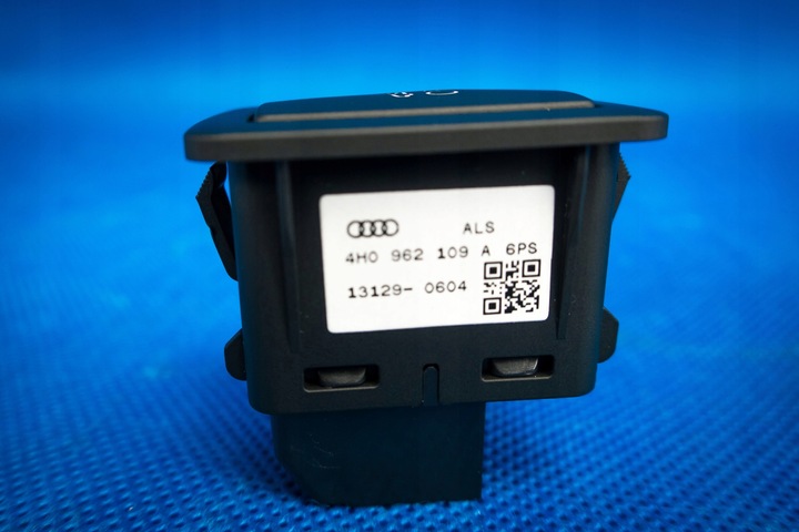 фото №4, Перемикач сигналізації audi a8 s8 4h 4h0962109a